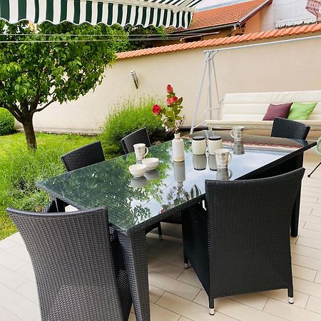 Apartman Sweet Garden K&A Загреб Екстериор снимка
